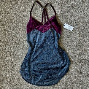 Brand NEW NWT melrose and market floral velvet and silk mesh slip dress